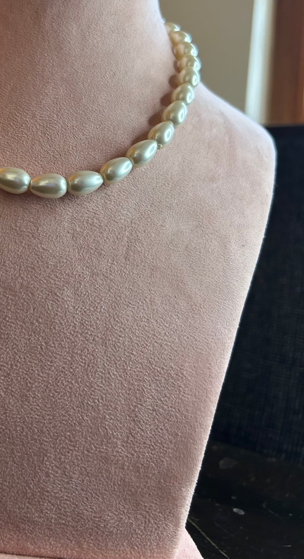 Dewdrop Pearl Necklace