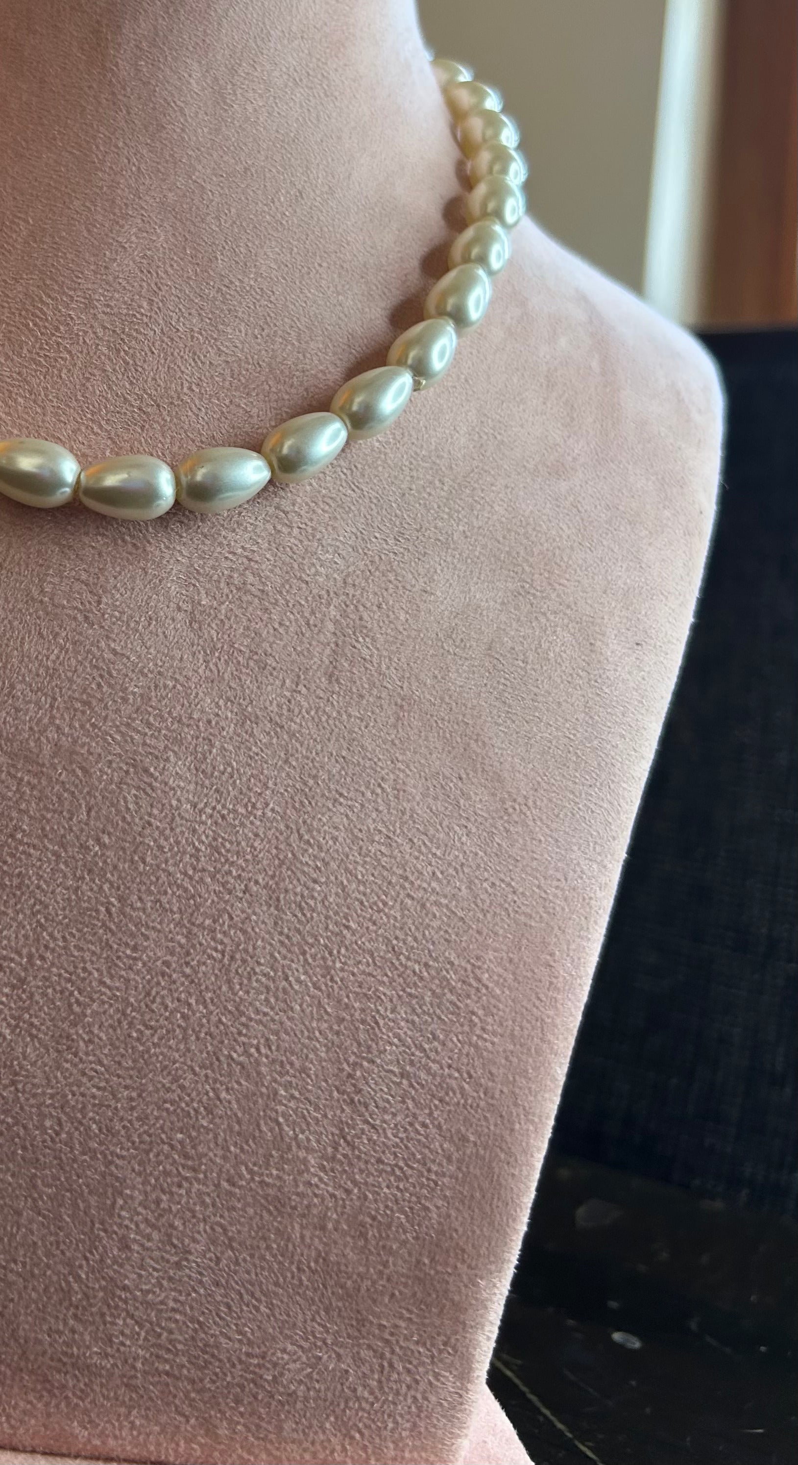 Dewdrop Pearl Necklace
