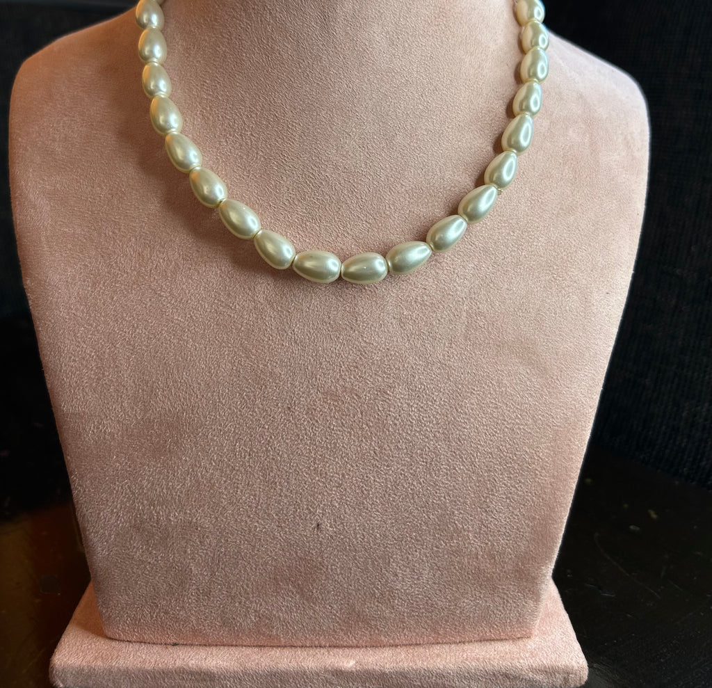 Dewdrop Pearl Necklace