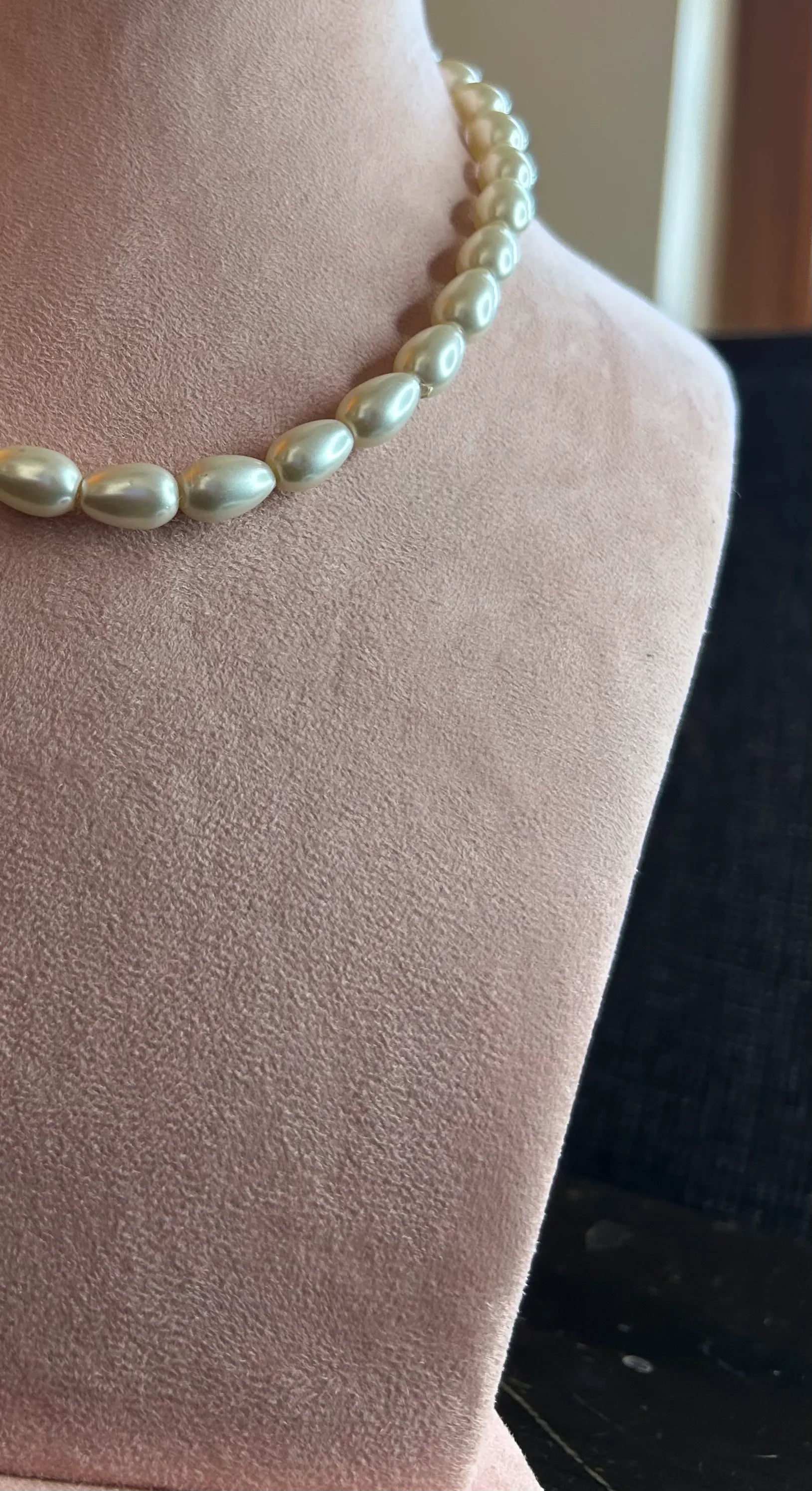 Dewdrop Pearl Necklace