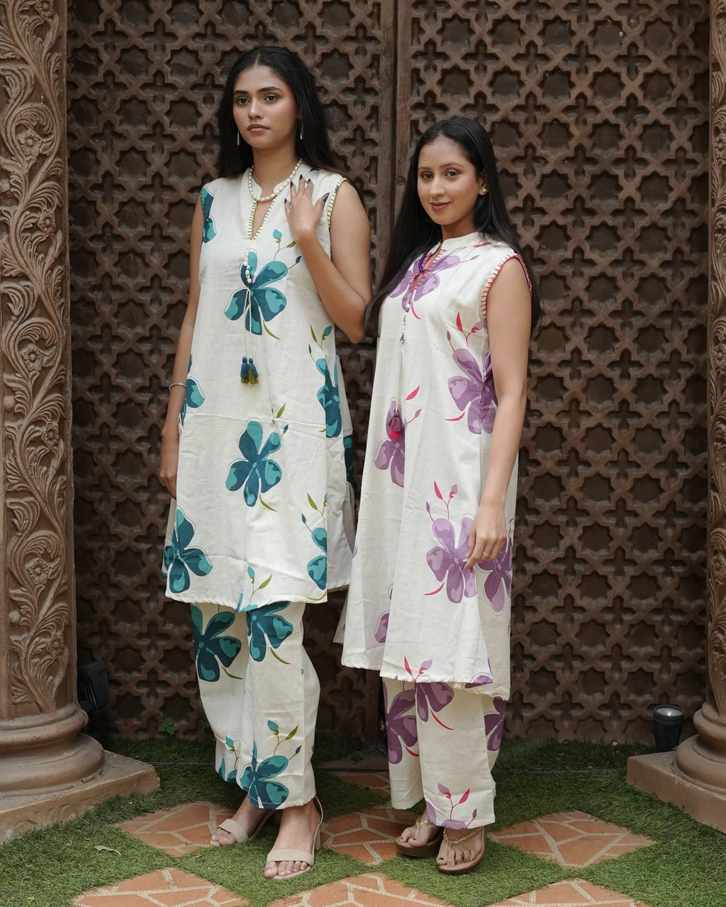 Nila & Lavender Flores