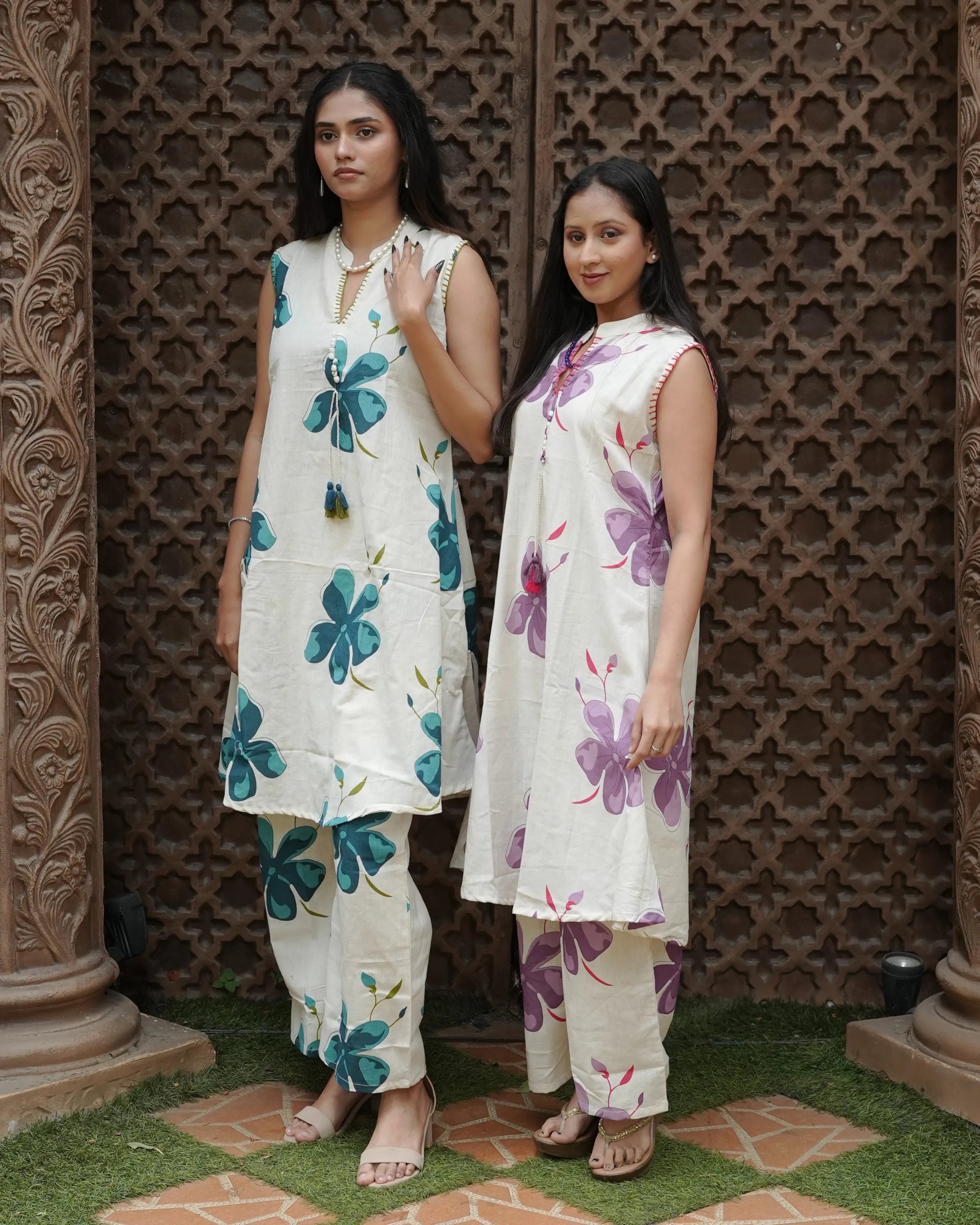 Nila & Lavender Flores